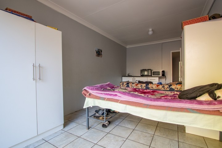 To Let 1 Bedroom Property for Rent in Die Bult North West